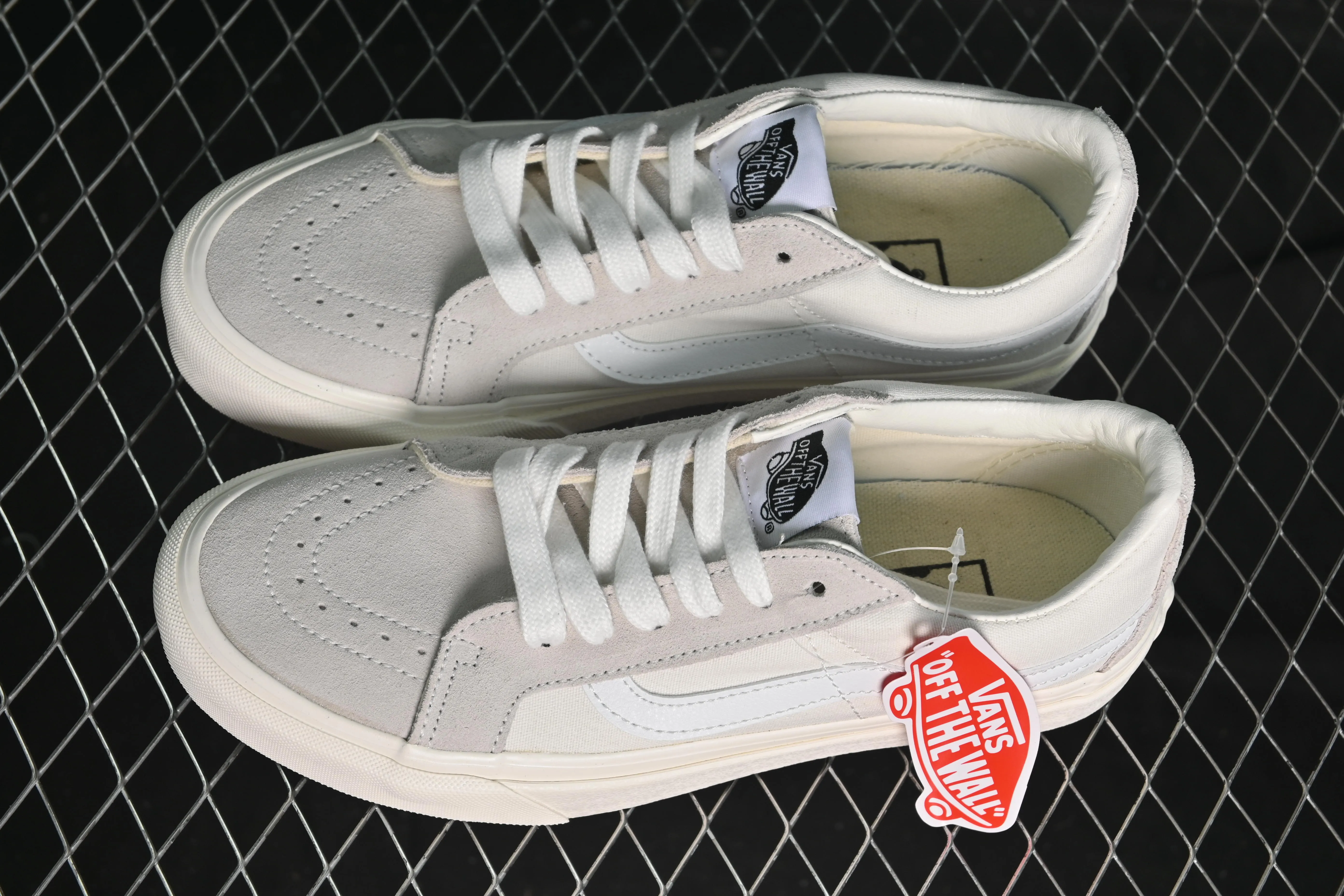 All categories Vans Vans series Vans Low Vans low-top Vans Sk8-Low Vans white non-slip casual skateboard shoes VN0A4UUK2V4